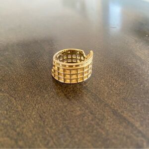 Bellezza from HSN Roman Colosseum ring Women's Fashion Ring